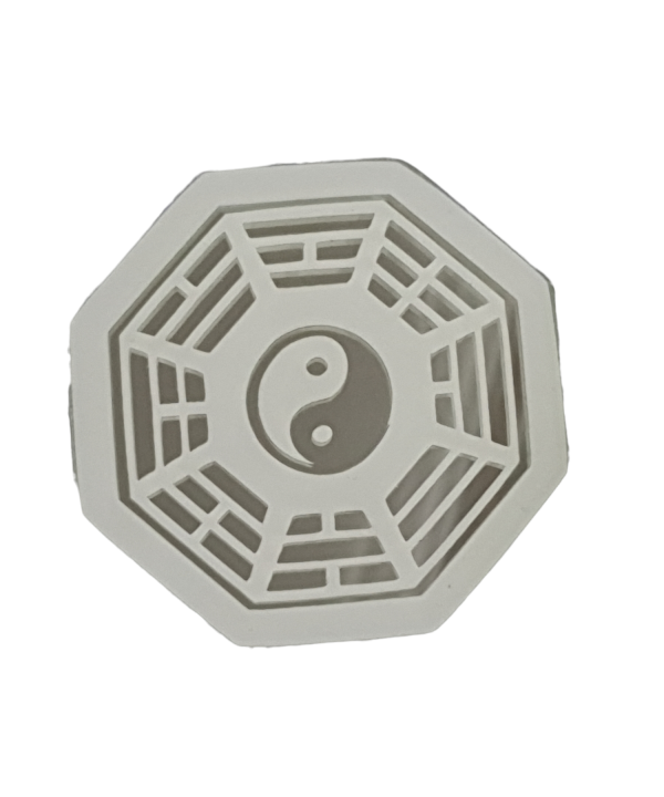BAGUA PEQUENO 7CM - Image 3